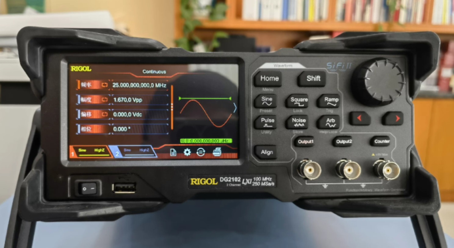 1 st Rigol DG2102 - Twee kanal - Function Arbitrary Waveform Generator recensie en prijs